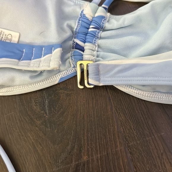 Hollister striped bikini set - Picture 4 of 5